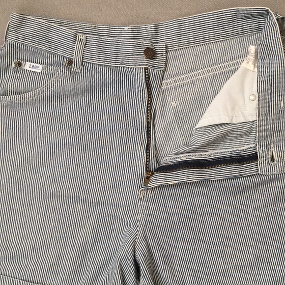 Vintage Lee High Rise Shorts - Picture 6 of 12